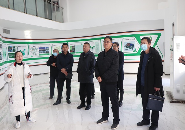 張家口市萬全區副區長夏樹多帶隊考察誌廣大香蕉性爱网，洽談建基地、惠民生